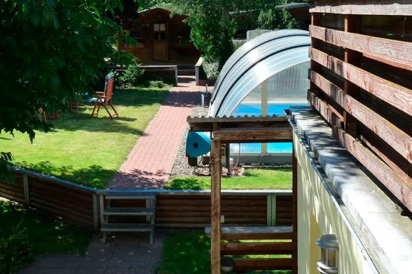   FeWo Malchower See mit Pool