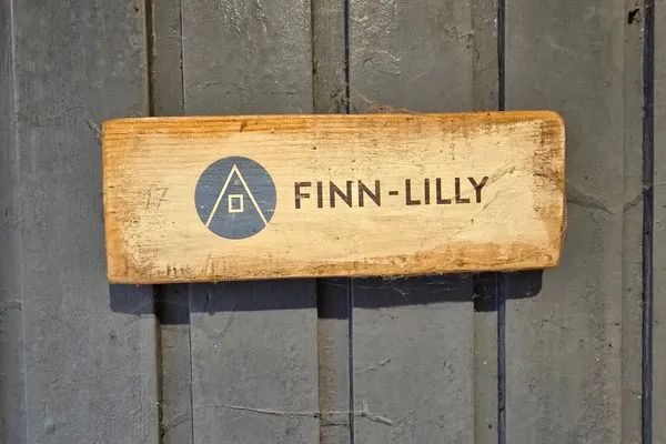   Finn-Lilly