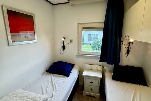  Breskens Chalet am Strandaufgang mit Zaun Haus Nr. B025