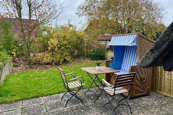  Ferienhaus Landlust Garding - Gartenblick