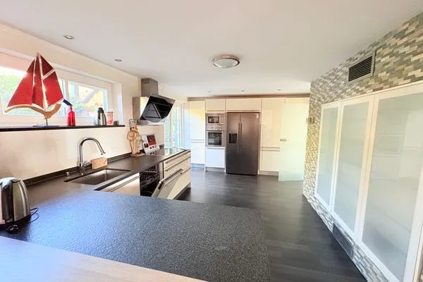 Küche / Küchenzeile  Wohnung 1 (Zeesboothaus)