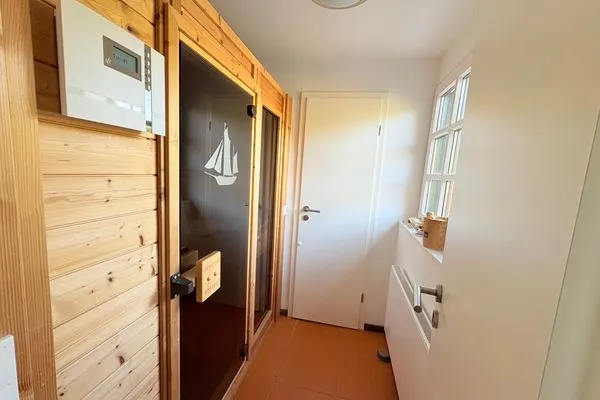 Badezimmer  Wohnung 3 (Zeesboothaus)