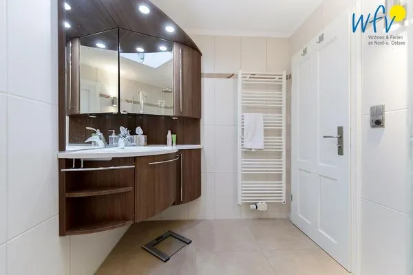 Badezimmer Haus Greune-Stee 49 Ferienwohnung Südstrandkrabbe