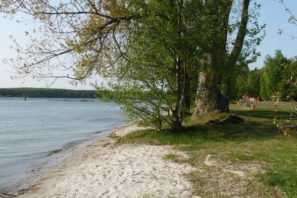   Ferienhaushälfte zum Plauer See