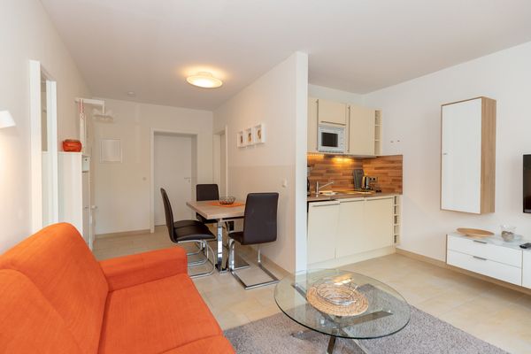  Appartementanlage Strandjuwel Fewo 239 Kühlungsborn-Ost - Wohnzimmer