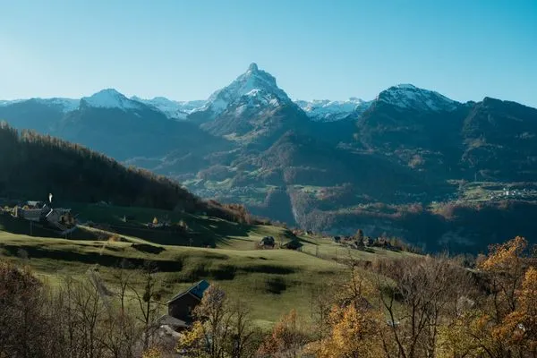 Mountains  Apartment Elona