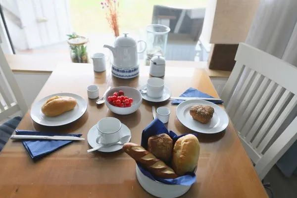 Wohnzimmer  Fernsicht 12C, EG