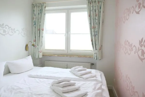 Schlafzimmer  Fernsicht 12C, EG