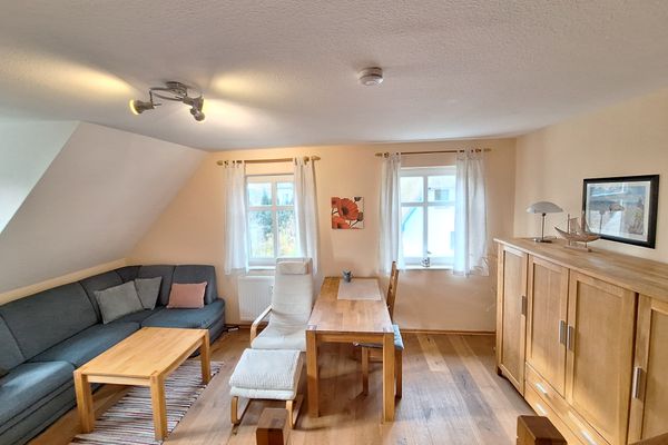  Mansarde Wieck - Wohnzimmer