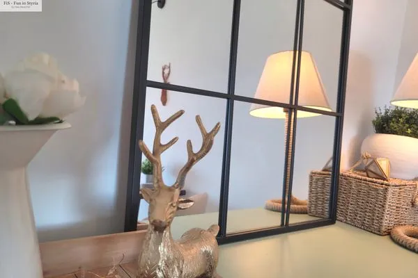 Dekoratives Detail  Auszeit in den Alpen