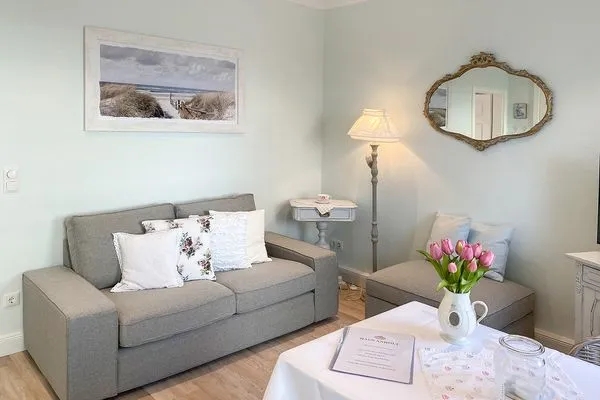Wohnzimmer  Haus Anholt App. 35 - Strand in 50 Metern Appartment mit kleinem Meerblick