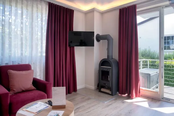 Kamin-/Ofen  Villa Nause, Ferienwohnung Buchenfreund mit Spa und Freizeit