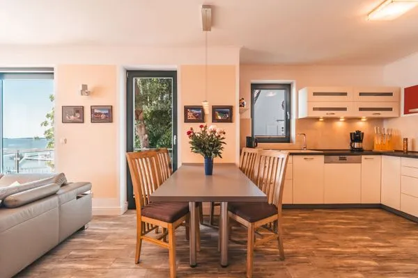 Küche / Küchenzeile  Villa Friede-Marie, App. Ostseeweitblick - mit traumhaften Meerblick