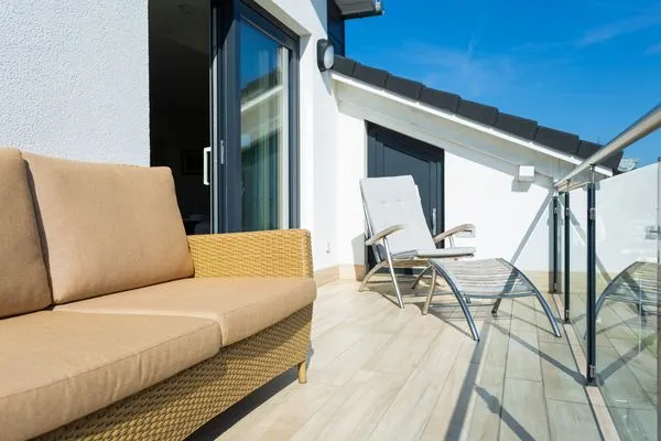 Balkon  Villa am Kreidebruch, FeWo OstseeWeitblick - Panoramablick auf die Ostsee