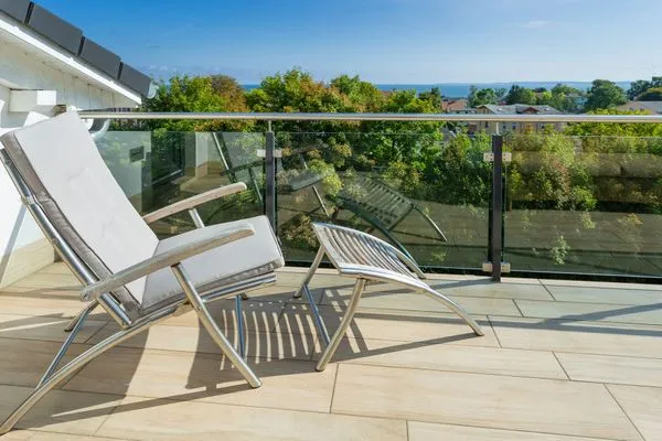 Balkon  Villa am Kreidebruch, FeWo OstseeWeitblick - Panoramablick auf die Ostsee