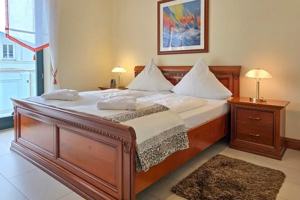 Bett  Villa Friede-Marie, Penthouse Lenea - herrlicher Meerblick über die Ostsee