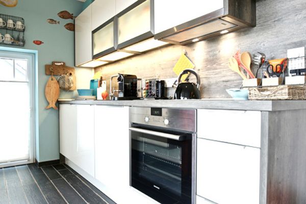 Bootshaus I Ferienwohnung Unter Fischen Wangerooge - Küche / Küchenzeile