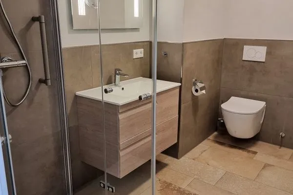   Appartement 1 mit Terrasse