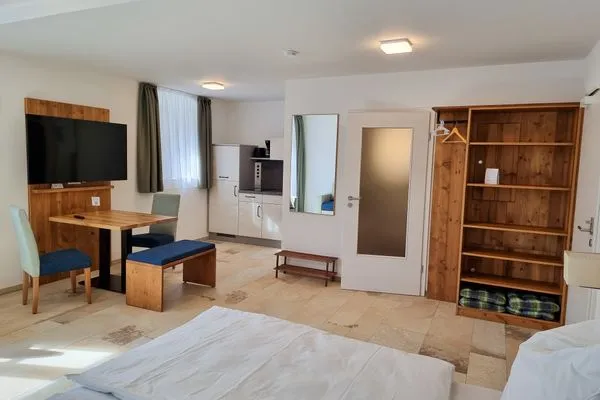   Appartement 2 mit Terrasse