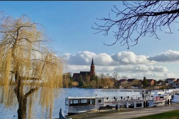 Landschaft  Am Hafen/1