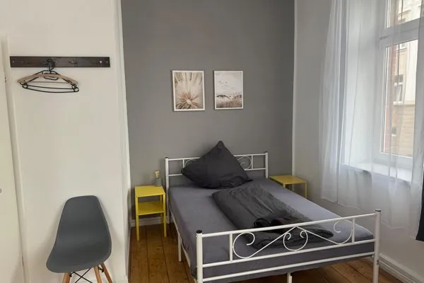 Schlafzimmer  Gemütliches Appartement "Maria" in Zeitz mit 3 Schlafzimmern