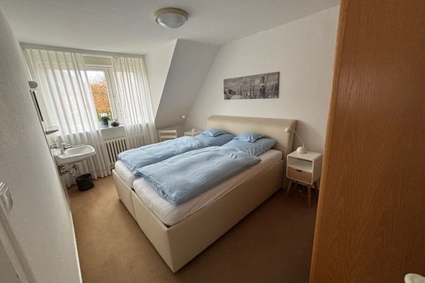  Ferienwohnung Lennermann Norderney - Schlafzimmer