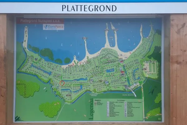  Bad Hoophuizen Chalet am Wasser für 6 Personen Nr. Zuiderzee 21