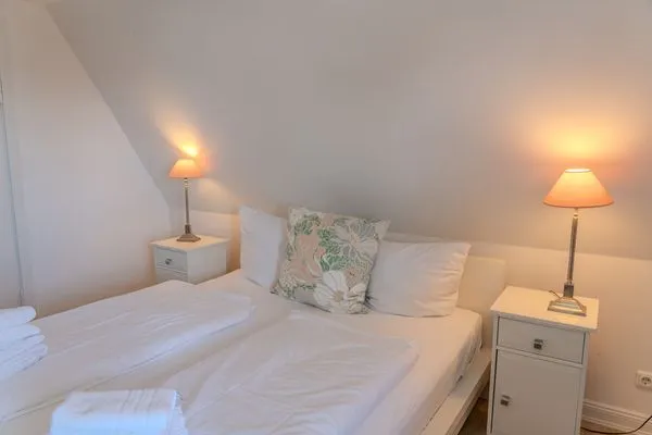 Schlafzimmer 1 OG  Ashley