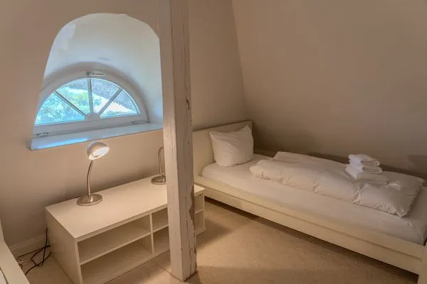 Schlafzimmer 3 OG  Ashley