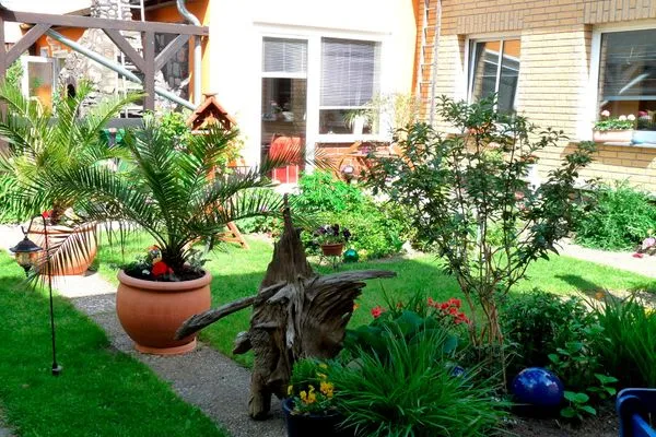   FeWo "Gartenparadies Pientok"