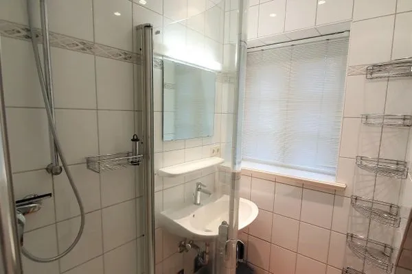 Badezimmer  Rungholtstr. 3 a - OG rechts