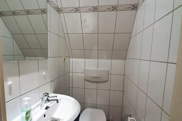 Badezimmer  Rungholtstr. 3 a - OG rechts