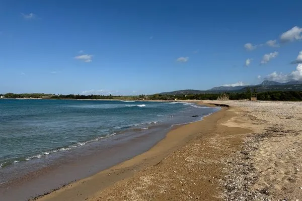 Lagouvardos Beach