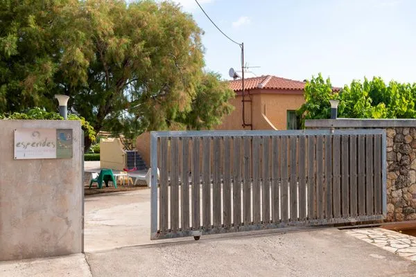 Fassade / Eingang  Esperides by the sea 2