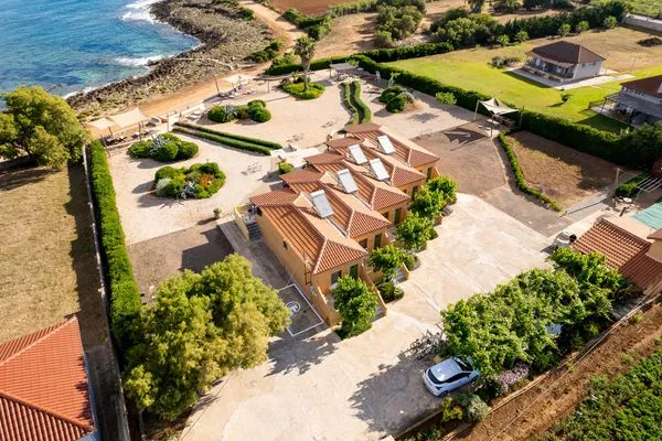   Esperides by the sea 4