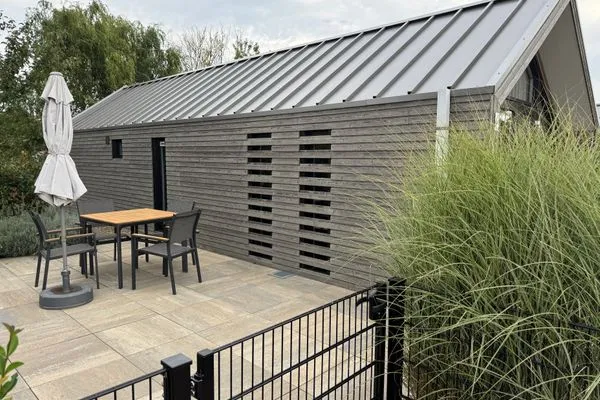  Marina Strandbad Chalet IJsselNest mit Zaun Haus Nr. 416