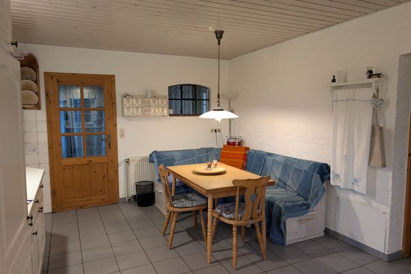  Alte Meierei Poppenbüll,Osterhever,Tetenbüll - Küche mit Esstisch