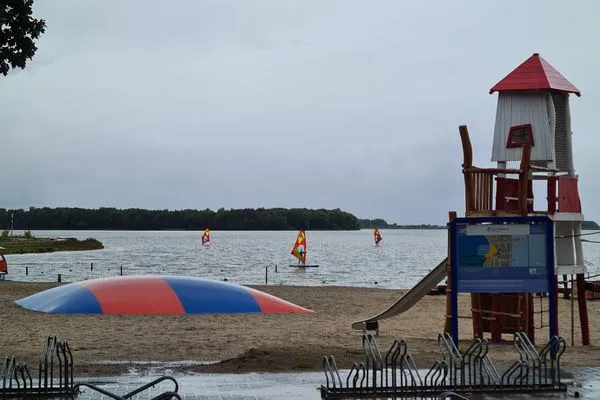  Bad Hoophuizen Chalet Villa MiaMari Nr. Zuiderzee 12