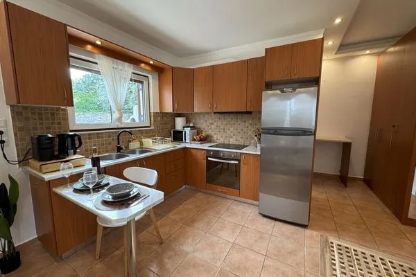 Kitchen  Jassemi Studio