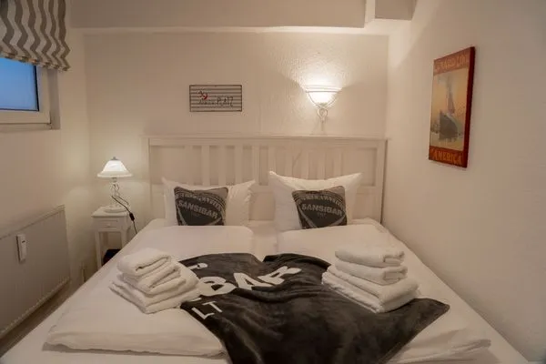 Schlafzimmer 3 UG  Lister Tor 14