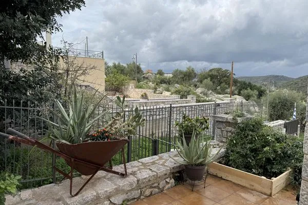 Terrace  Jassemi Studio