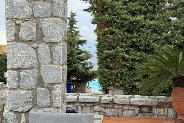 Terrace  Jassemi Studio