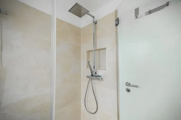 Badezimmer  Haus List Ellenbogen