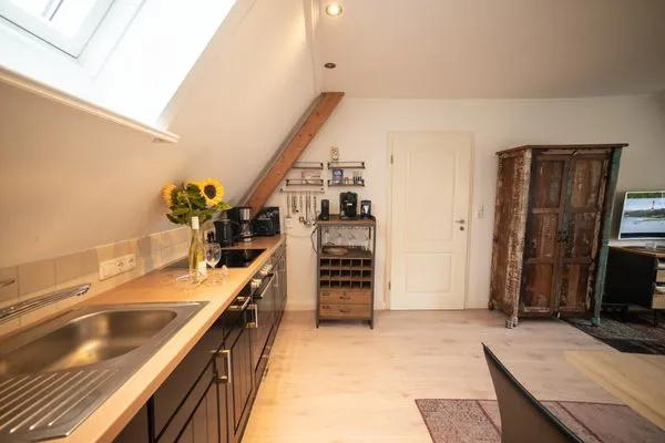 Küche / Küchenzeile  Koje 2