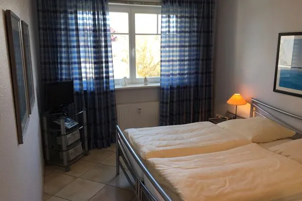 Schlafzimmer  (STR150b) Ferienwohnung "Residenz Johannsens - App. 20" F****