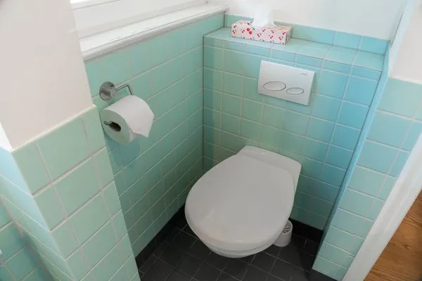 Badezimmer OG  Kunterbunt