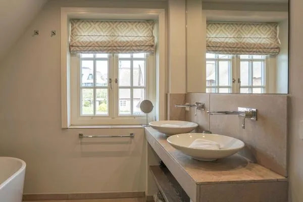 Badezimmer OG  Lachmöwe