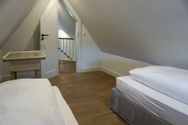 Schlafzimmer 4 DG  Lachmöwe