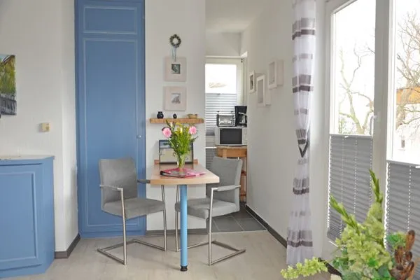 Wohnzimmer  Villa Monika, App. 7 - mit Balkon und Meerblick