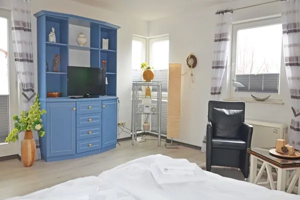 Wohnzimmer  Villa Monika, App. 7 - mit Balkon und Meerblick